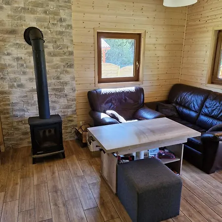 Sloneczne Wzgorze Pod Lasem 別荘